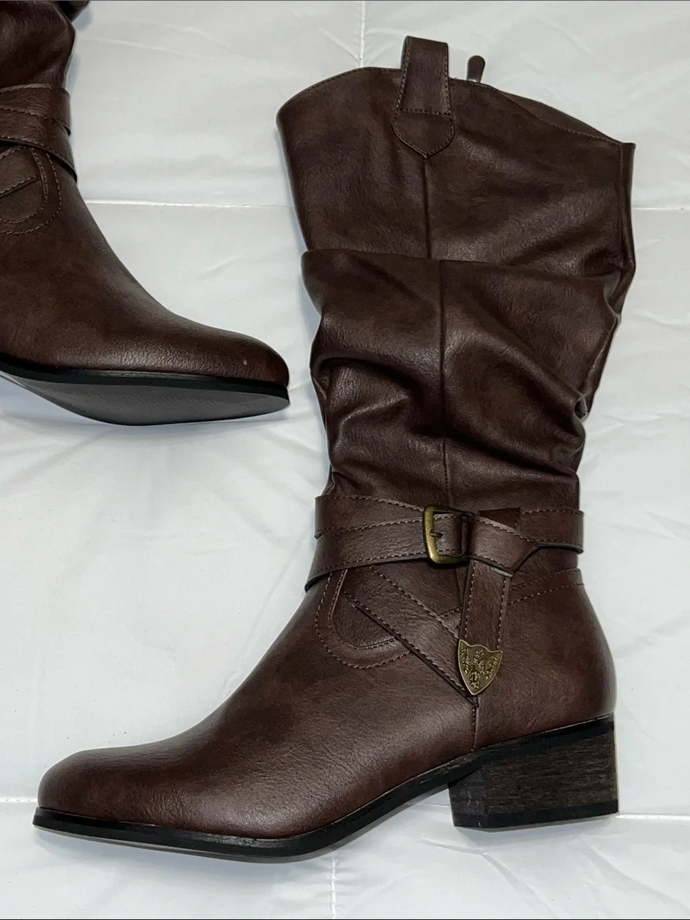 Women's Dream Pairs Brown Mid-Calf Buckle Boots Size 8 NWOT - Picture 2 of 6